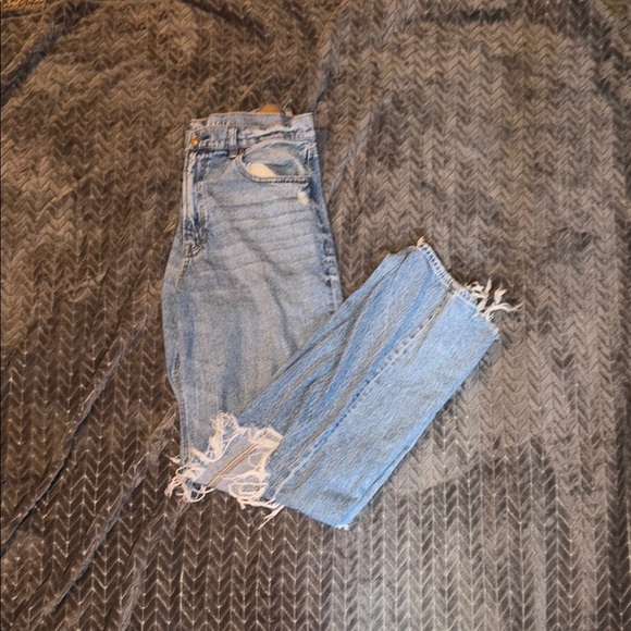 American Eagle Distressed Blue Jeans - Picture 1 of 5